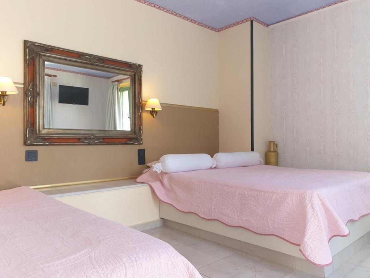 Korifi Suites Adults Only Chersonissos Buitenkant foto