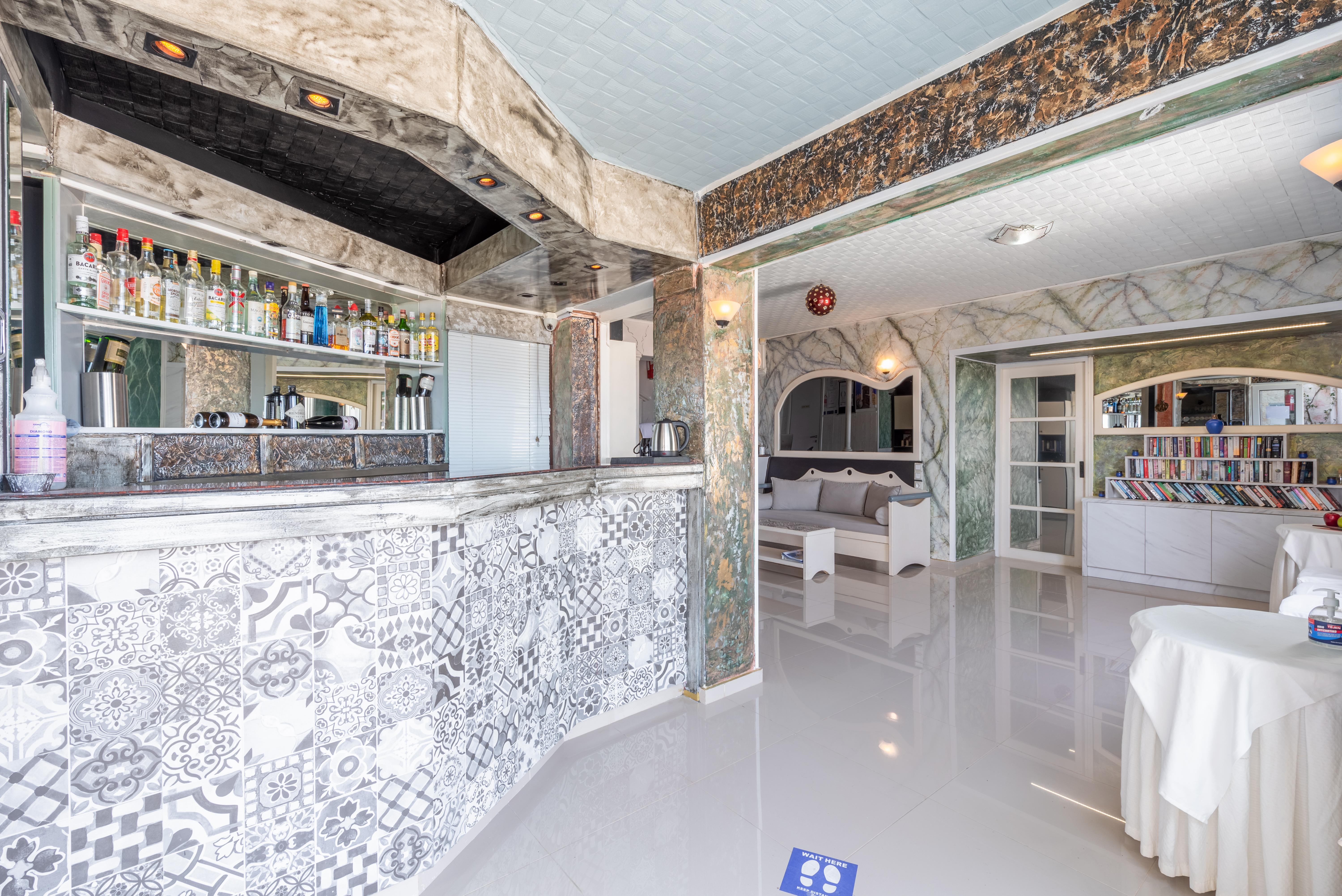 Korifi Suites Adults Only Chersonissos Buitenkant foto